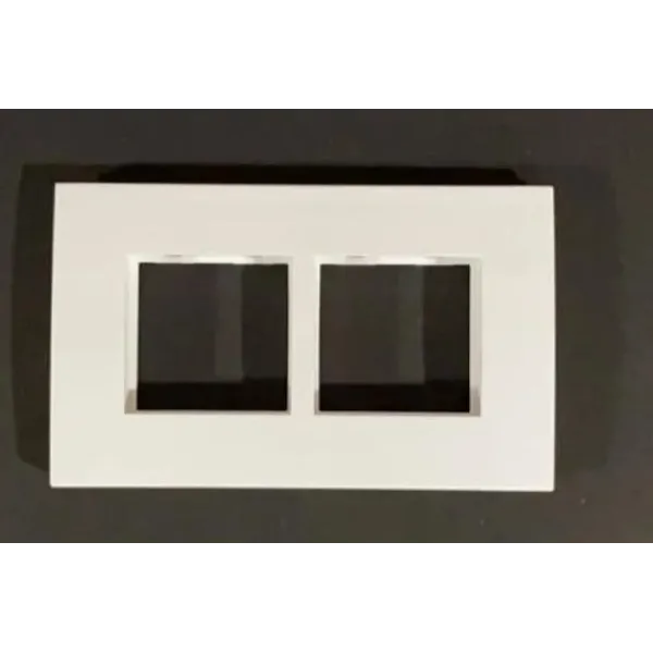 Anchor Penta 4 Module Plate  (65904) | Cover Plate with Base Frame