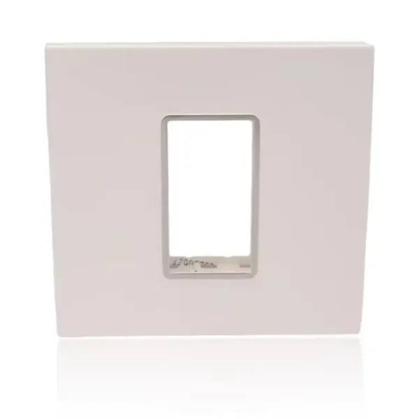 Anchor Penta 1 Module Plate  (65801) | White with Chrome Collar